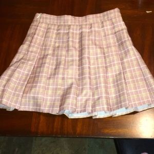 Women/Junior Plaid and Pleaded skirt